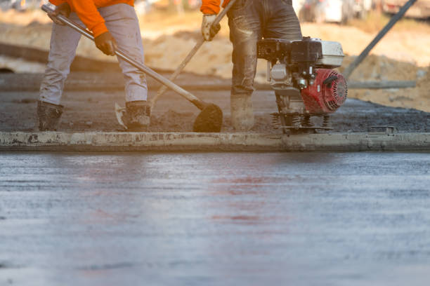 Best Concrete Sidewalk Installation  in Monroe, WI